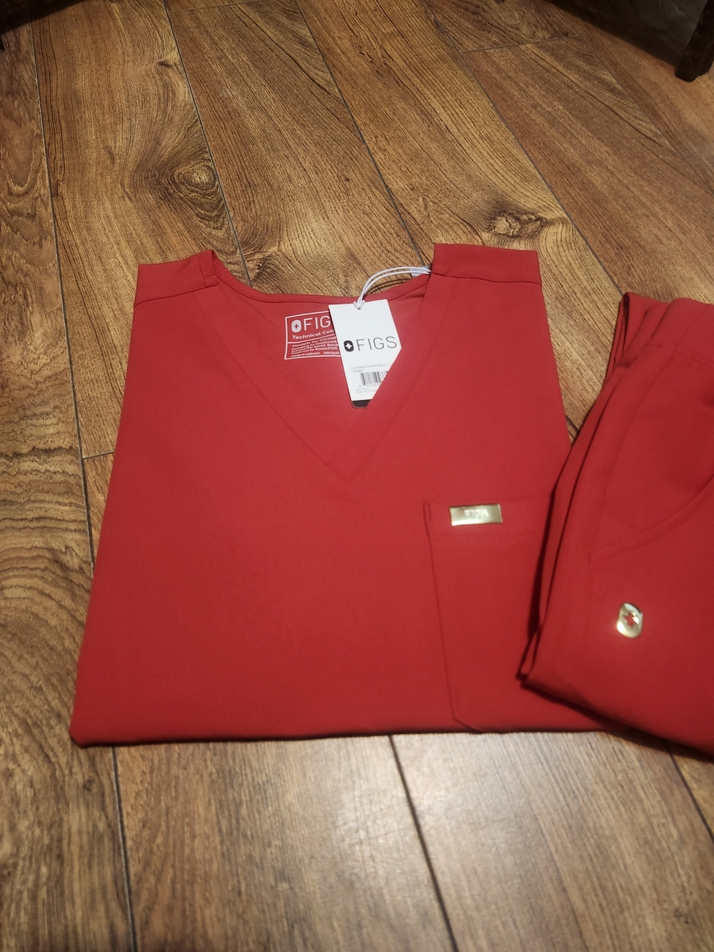 FIGS Women's Red Scrub Set - V-Neck Top & Drawstring Pants - Picture 4 of 5